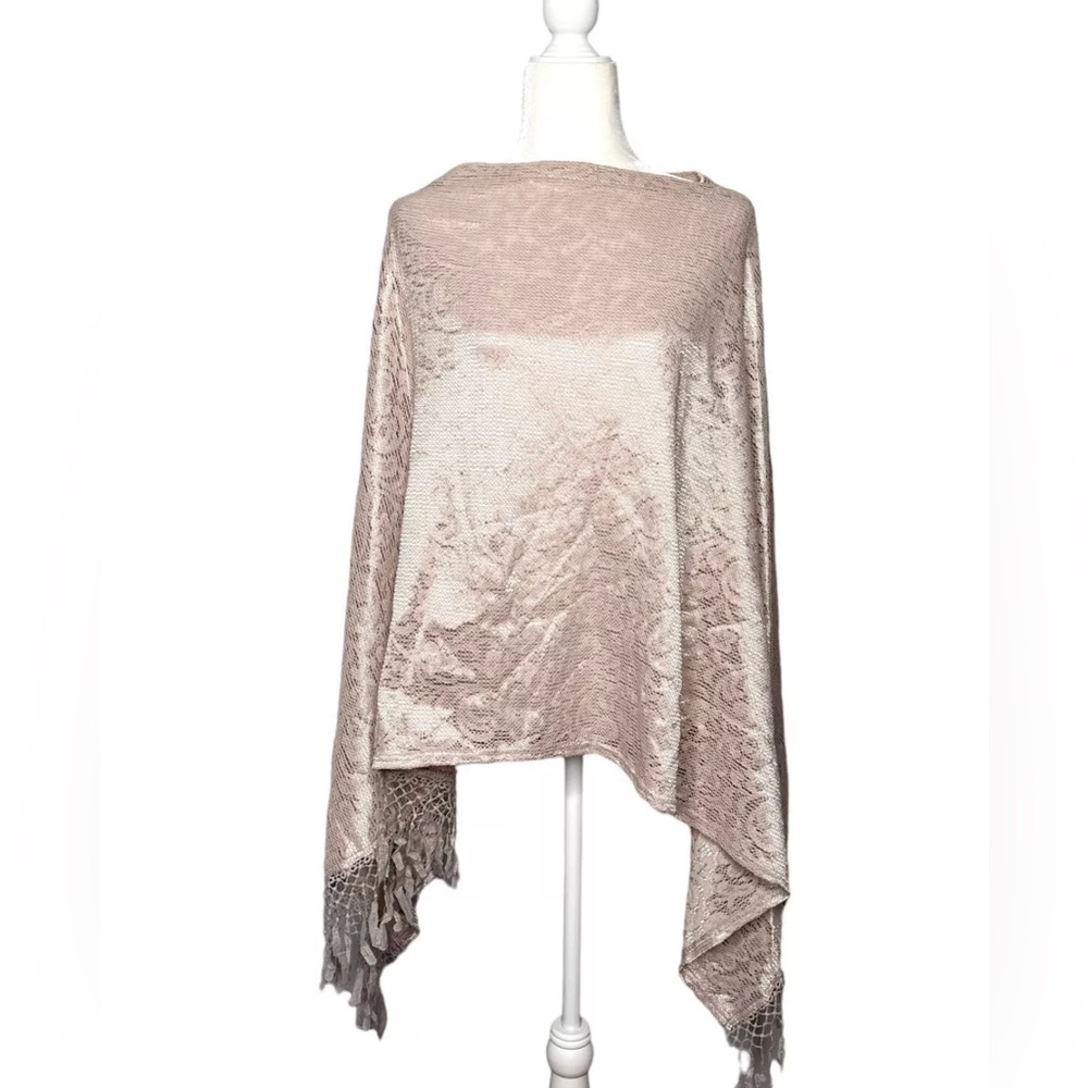 Alberto Makali L / XL Champagne laced fringe Poncho Shawl wrap beige metallic